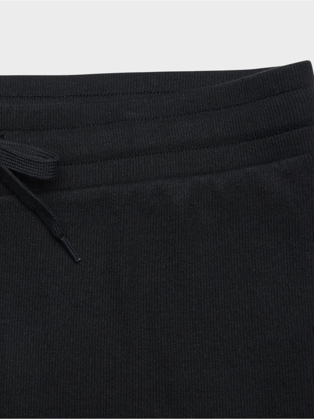Aritzia Homestretch Shorts - Picture 3 of 7